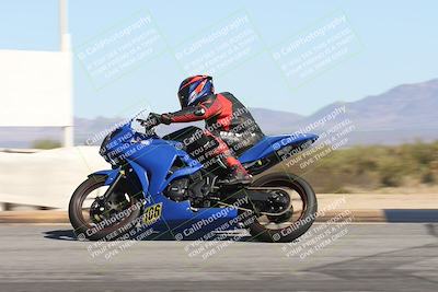 media/Oct-30-2025-Racers Edge (Thu) [[dabbdaf680]]/3-B Group/Session 4 (Turn 9 Side)/